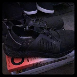 Comfortable indestructible shoes with metal tips